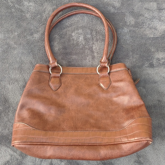 Bueno Handbags - ♦️ B2G1FREE♦️Bueno Brown purse